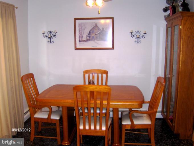 13105 Kumar Road Woodbridge, VA 22193 - Photo 8 of 9 Dining Room