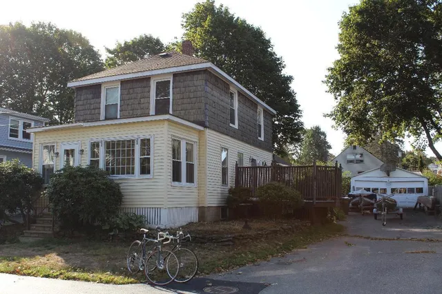 $545,000 | 18 Elmwood Avenue, South Portland, ME 04106