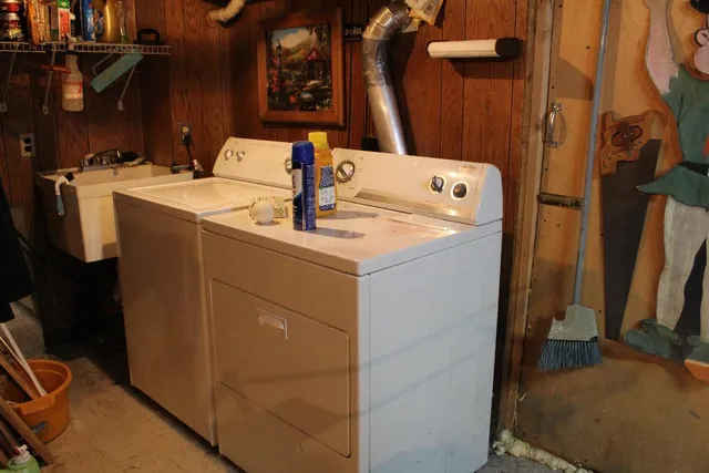 $545,000 | 18 Elmwood Avenue, South Portland, ME 04106