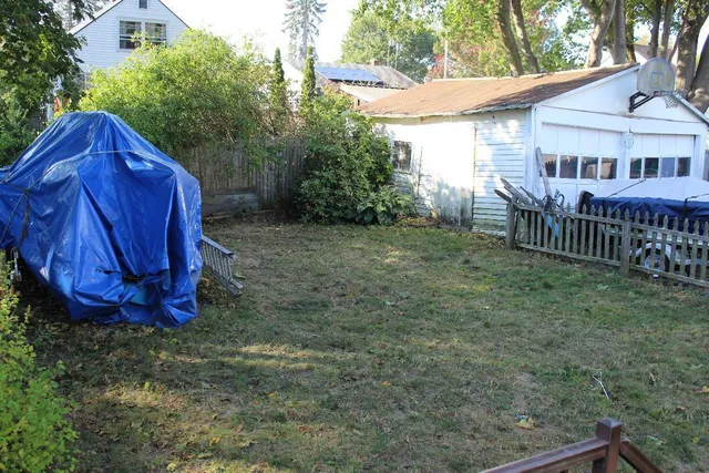 $545,000 | 18 Elmwood Avenue, South Portland, ME 04106