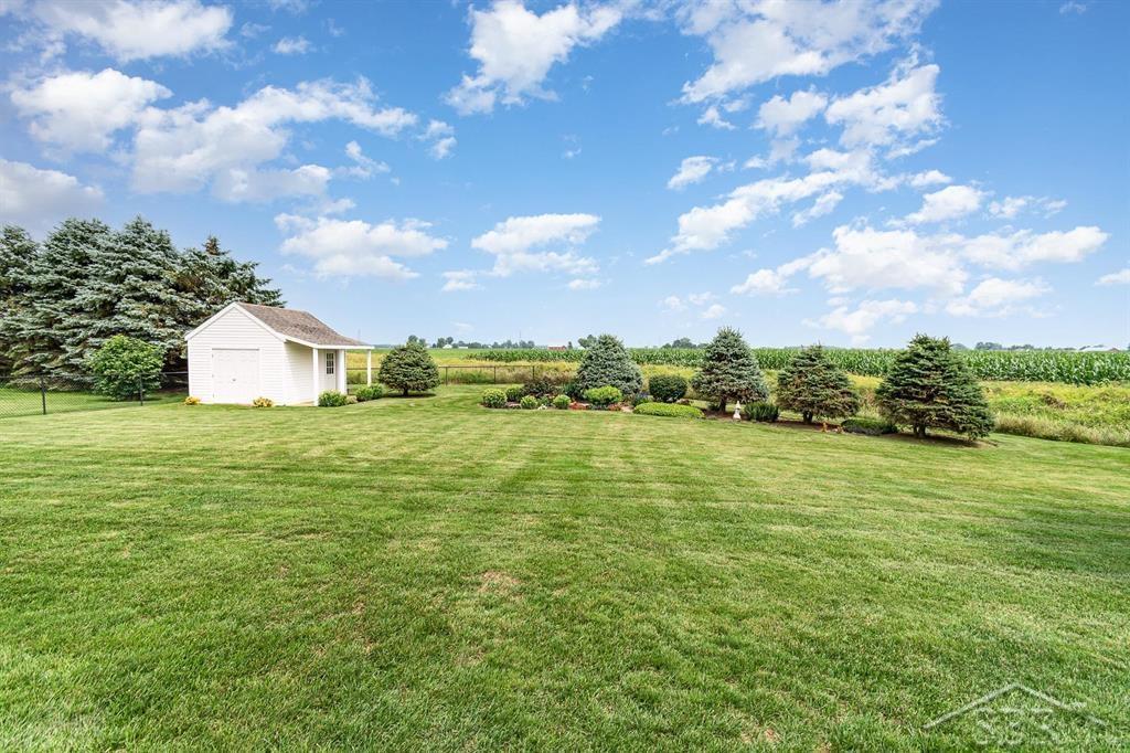 6835 Hupfer Road Freeland, MI 48623 - Photo 37 of 43 50116620-36.JPG