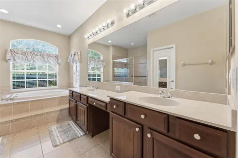 $850,000 | 5925 Jefferson Park Drive, Tampa, FL 33625