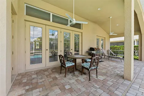 $850,000 | 5925 Jefferson Park Drive, Tampa, FL 33625