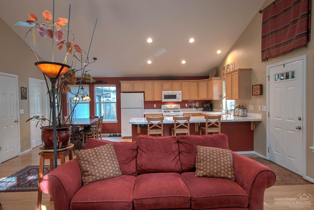 1109 Northwest Stannium Road Bend, OR 97703 - Photo 10 of 25 Additional Photo