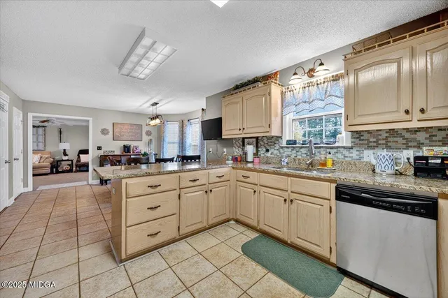 $385,000 | 191 Henry Drive, Gray, GA 31032