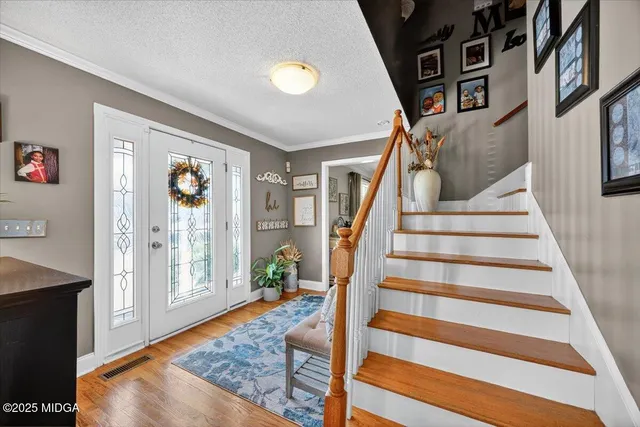 a view of an entryway