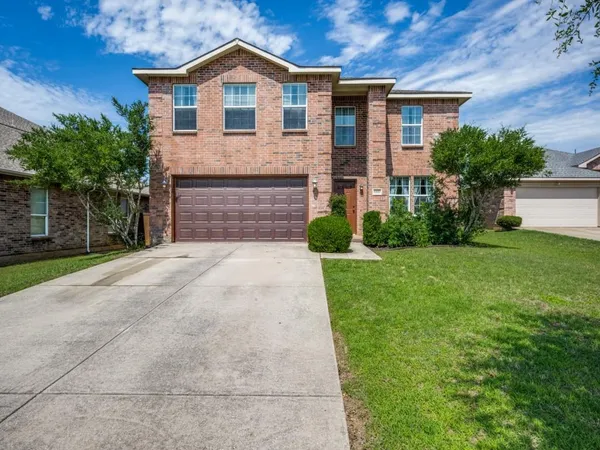 $370,000 | 6700 Corral Lane, Denton, TX 76210
