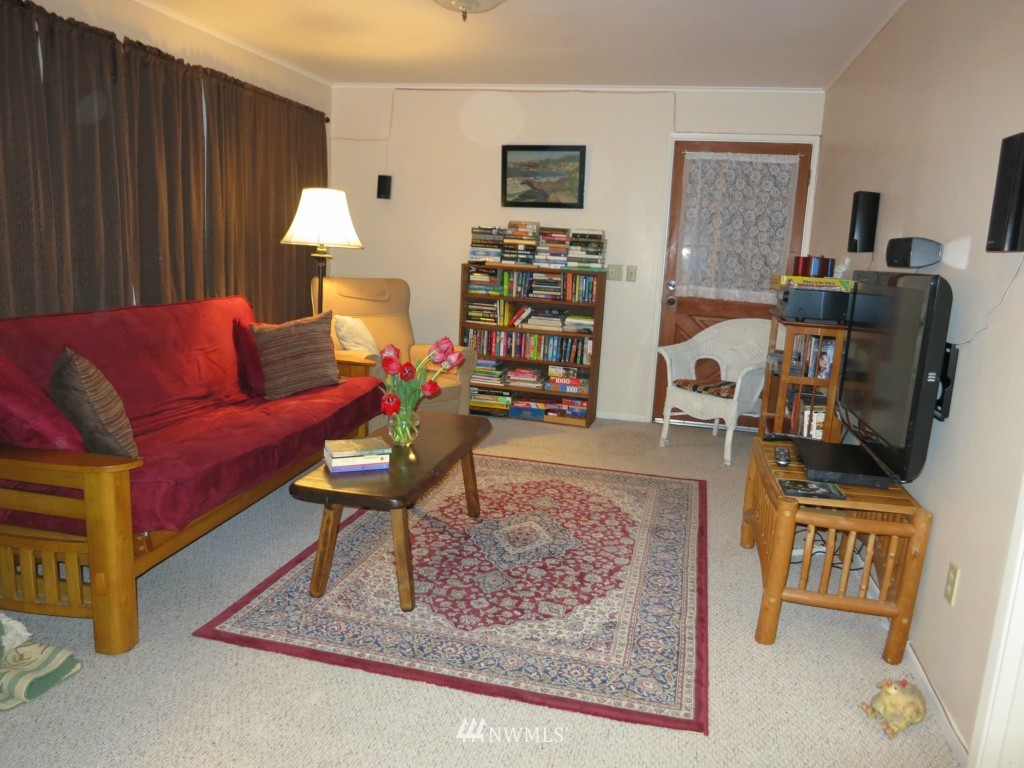 6607 Olga Road Orcas Island, WA 98279 - Photo 13 of 25 Gallery Image 13