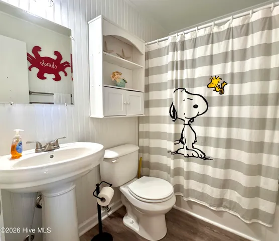 $450,000 | 8801 Reed Drive, Unit 208N, Emerald Isle, NC 28594