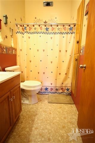 4215 South Warren Road Huntington, IN 46750 - Photo 17 of 22 Gallery Image 17