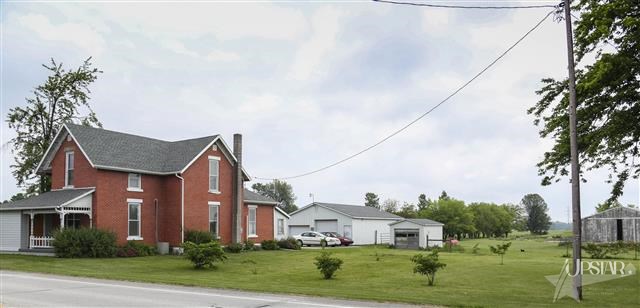 4215 South Warren Road Huntington, IN 46750 - Photo 3 of 22 Gallery Image 3