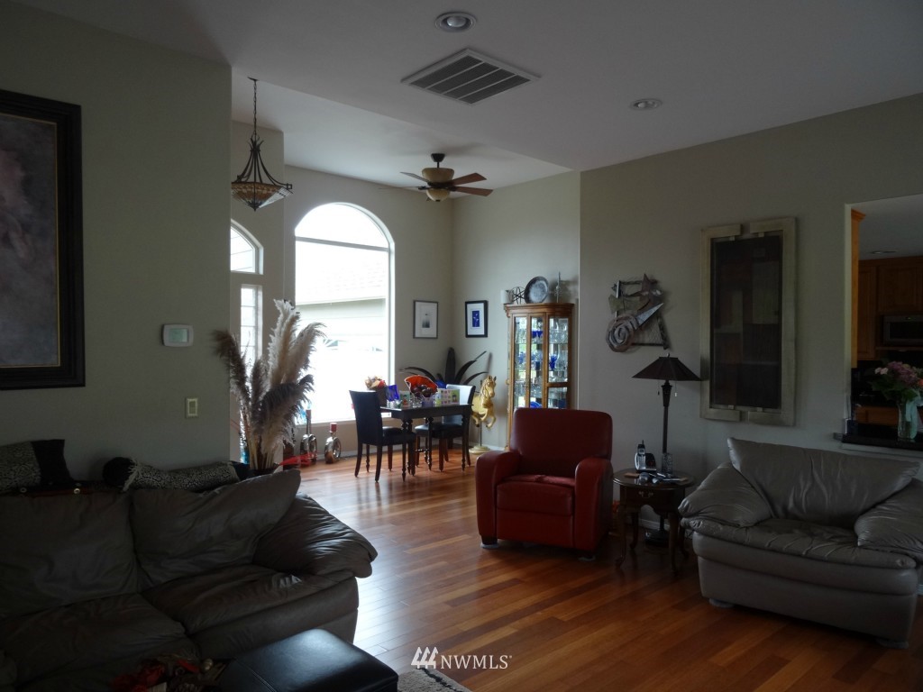4501 Tresize Road Raymond, WA 98577 - Photo 5 of 15 Gallery Image 5