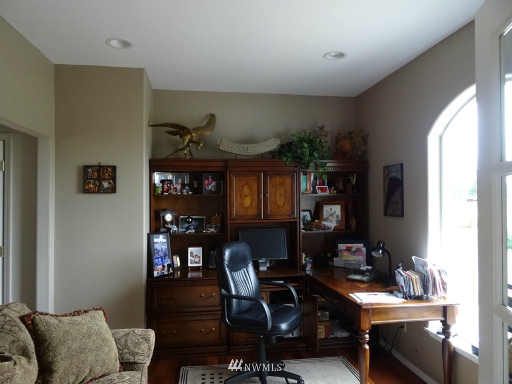 4501 Tresize Road Raymond, WA 98577 - Photo 10 of 15 Gallery Image 10