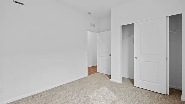$409,990 | 2907 Savana Drive, Joliet, IL 60435