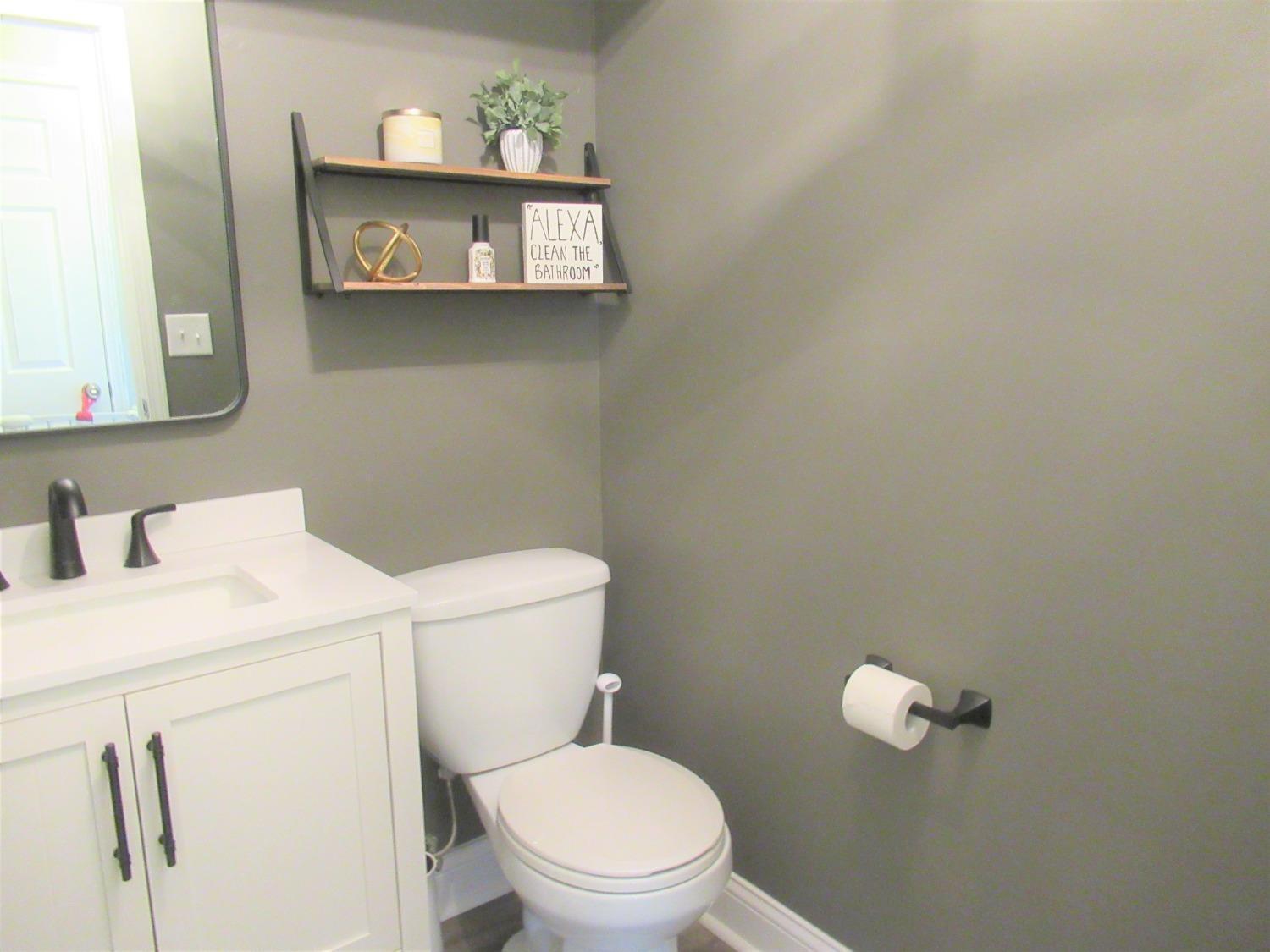 6434 Liberty Fairfield Road Hamilton, OH 45011 - Photo 13 of 14
