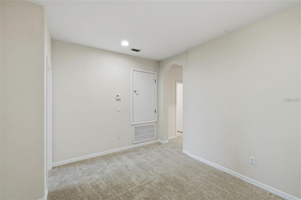 3914 Silverlake Way Wesley Chapel, FL 33544 - Photo 11 of 32