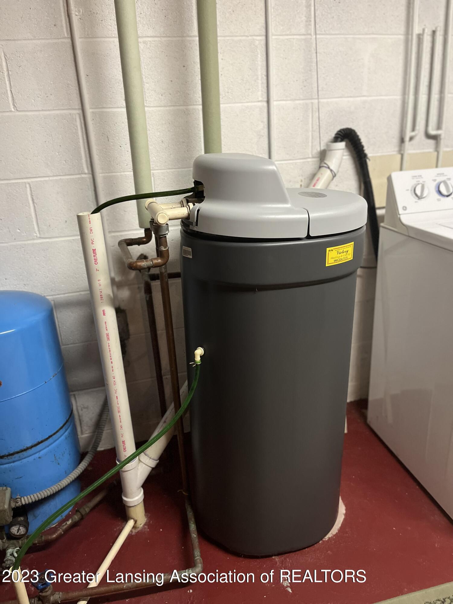 13451 South Beardslee Road Perry, MI 48872 - Photo 38 of 46 Water Softner