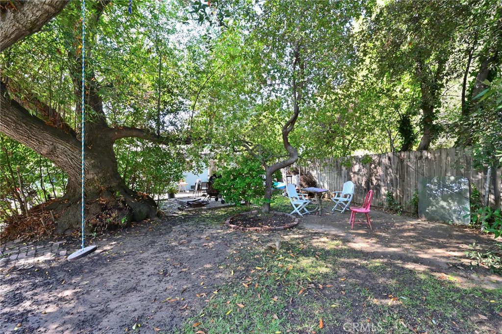 542 North Madison Avenue Pasadena, CA 91101 - Photo 11 of 27 a view of a park with large trees