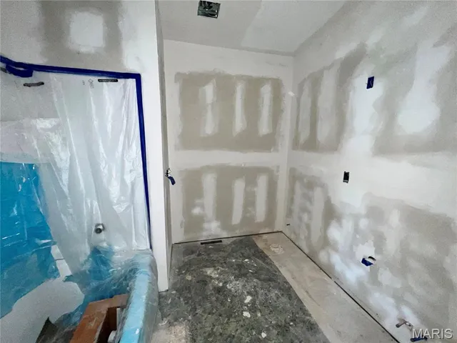 $125,000 | 1029 North Woodland Drive, Dexter, MO 63841