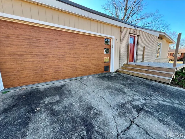 $125,000 | 1029 North Woodland Drive, Dexter, MO 63841