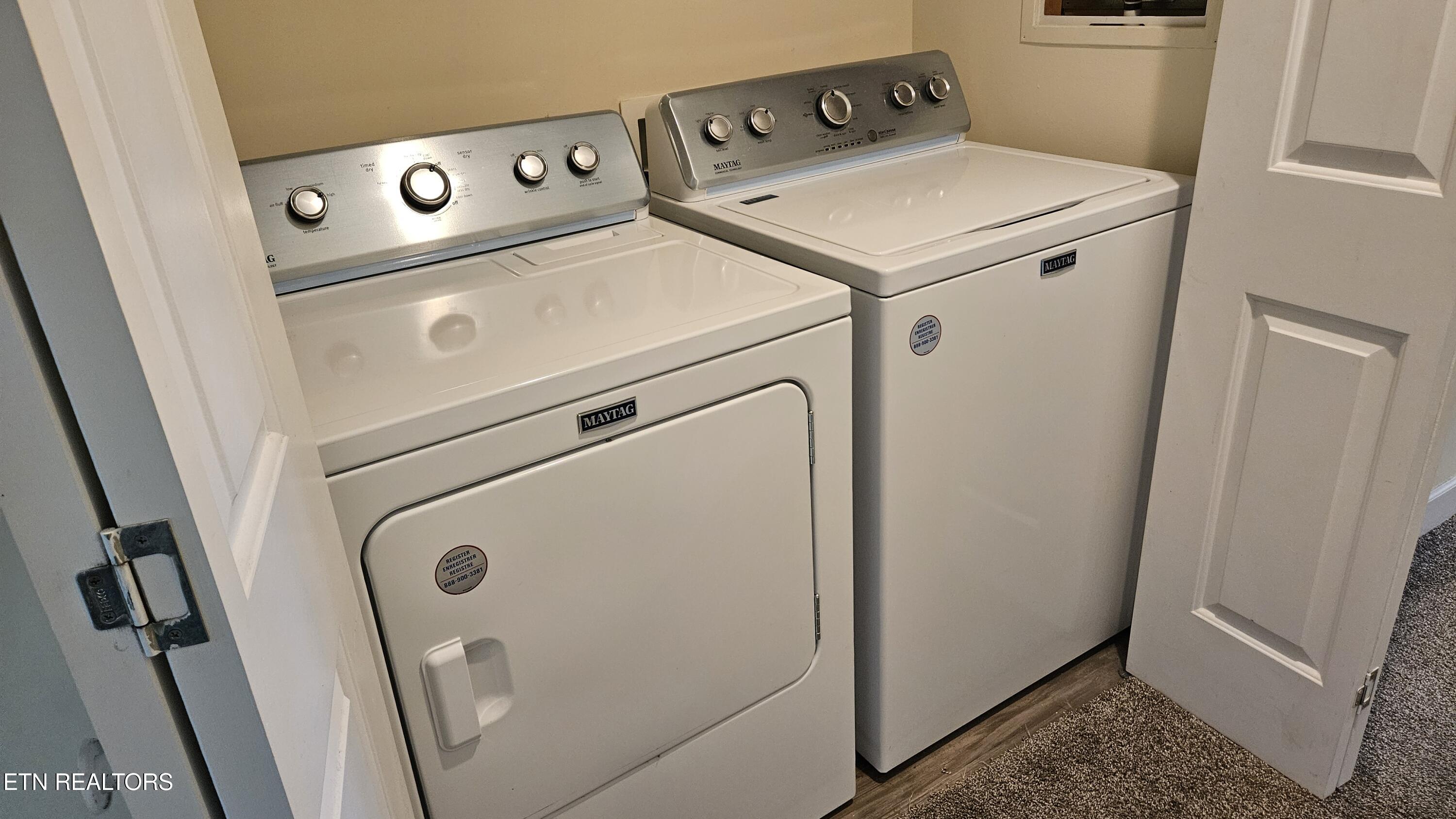 615 River Pl Way, Unit B304 Sevierville, TN 37862 - Photo 14 of 33 Hall laundry closet