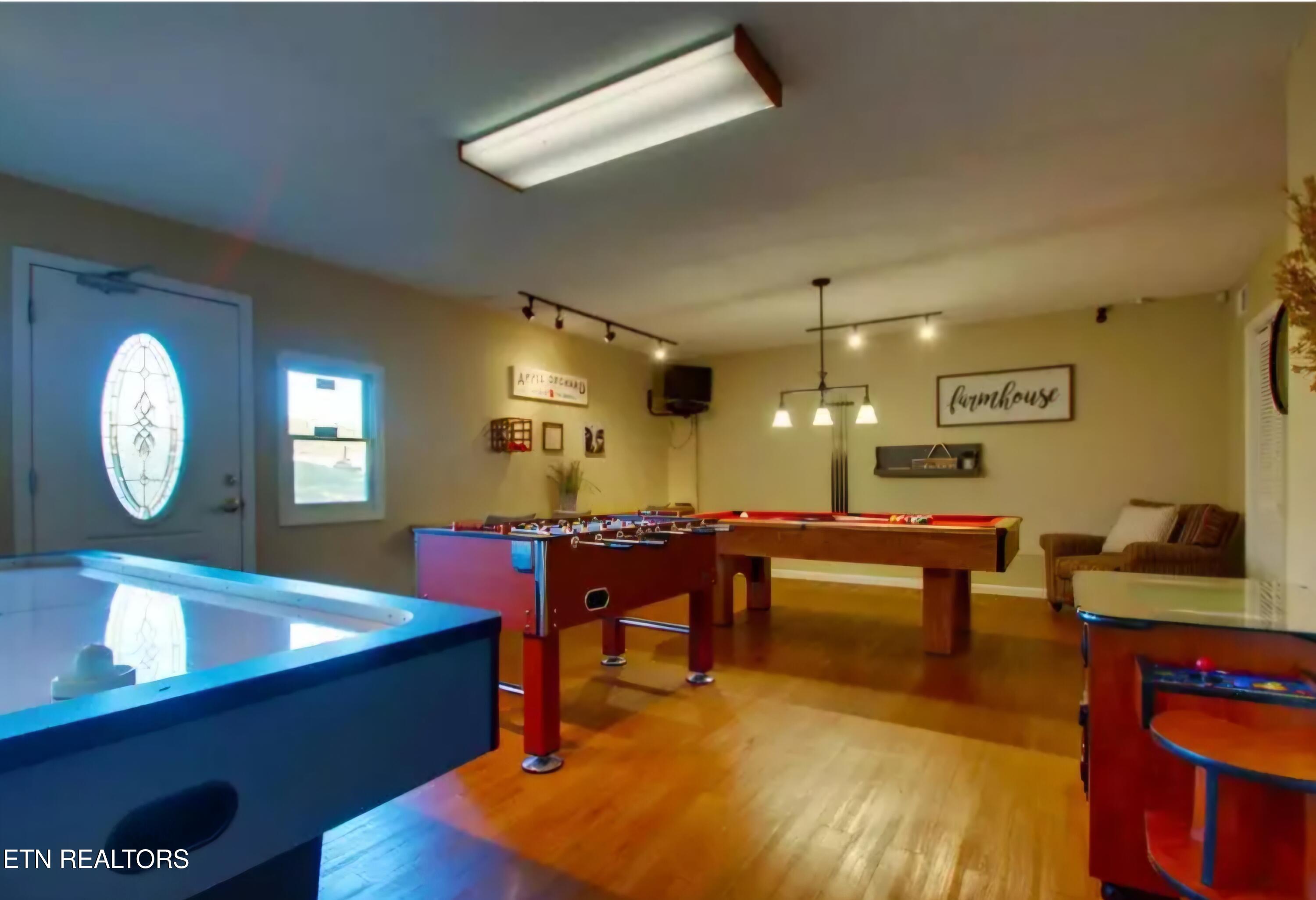 615 River Pl Way, Unit B304 Sevierville, TN 37862 - Photo 31 of 33 Clubhouse