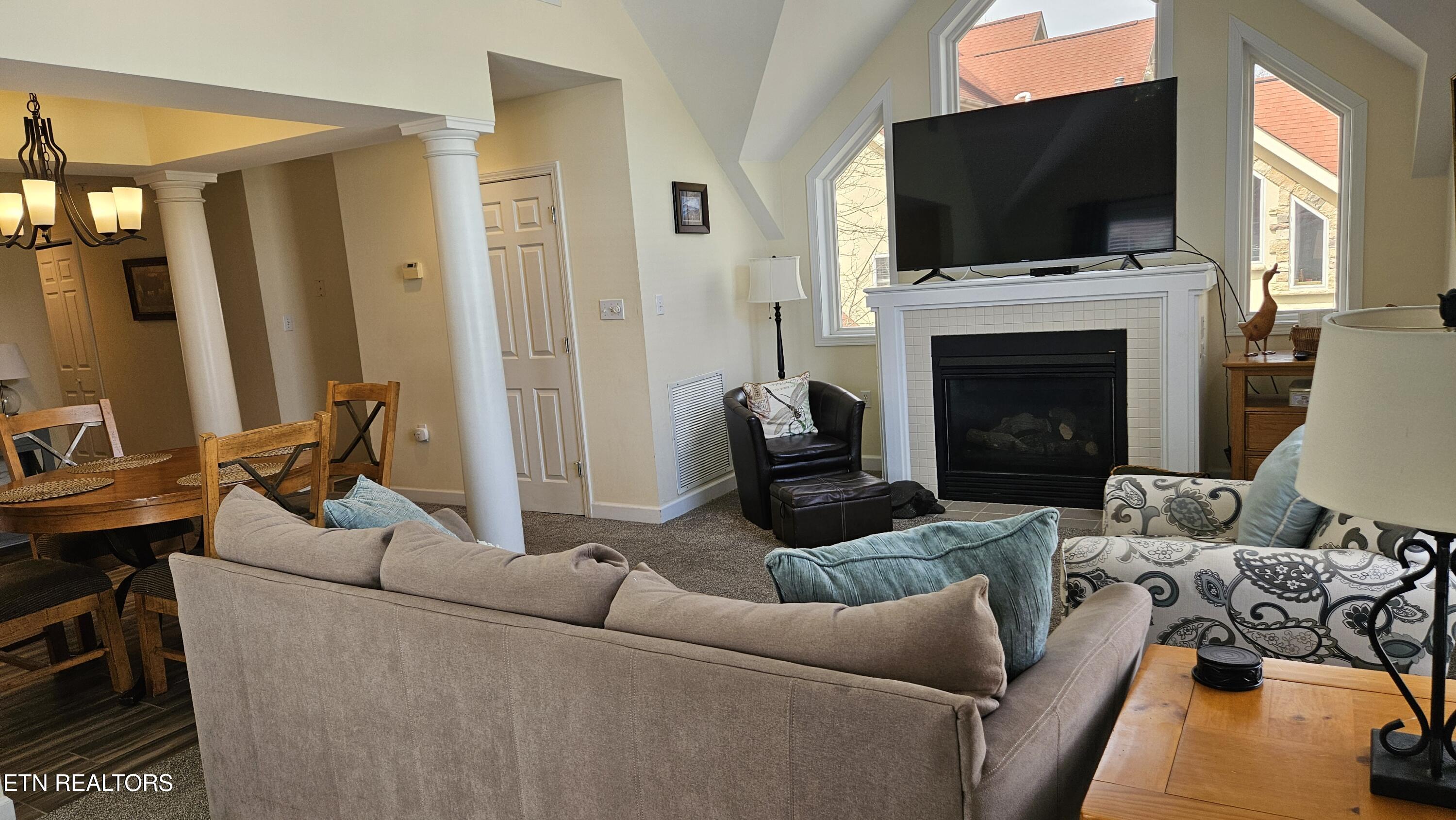 615 River Pl Way, Unit B304 Sevierville, TN 37862 - Photo 6 of 33 20260318_131433