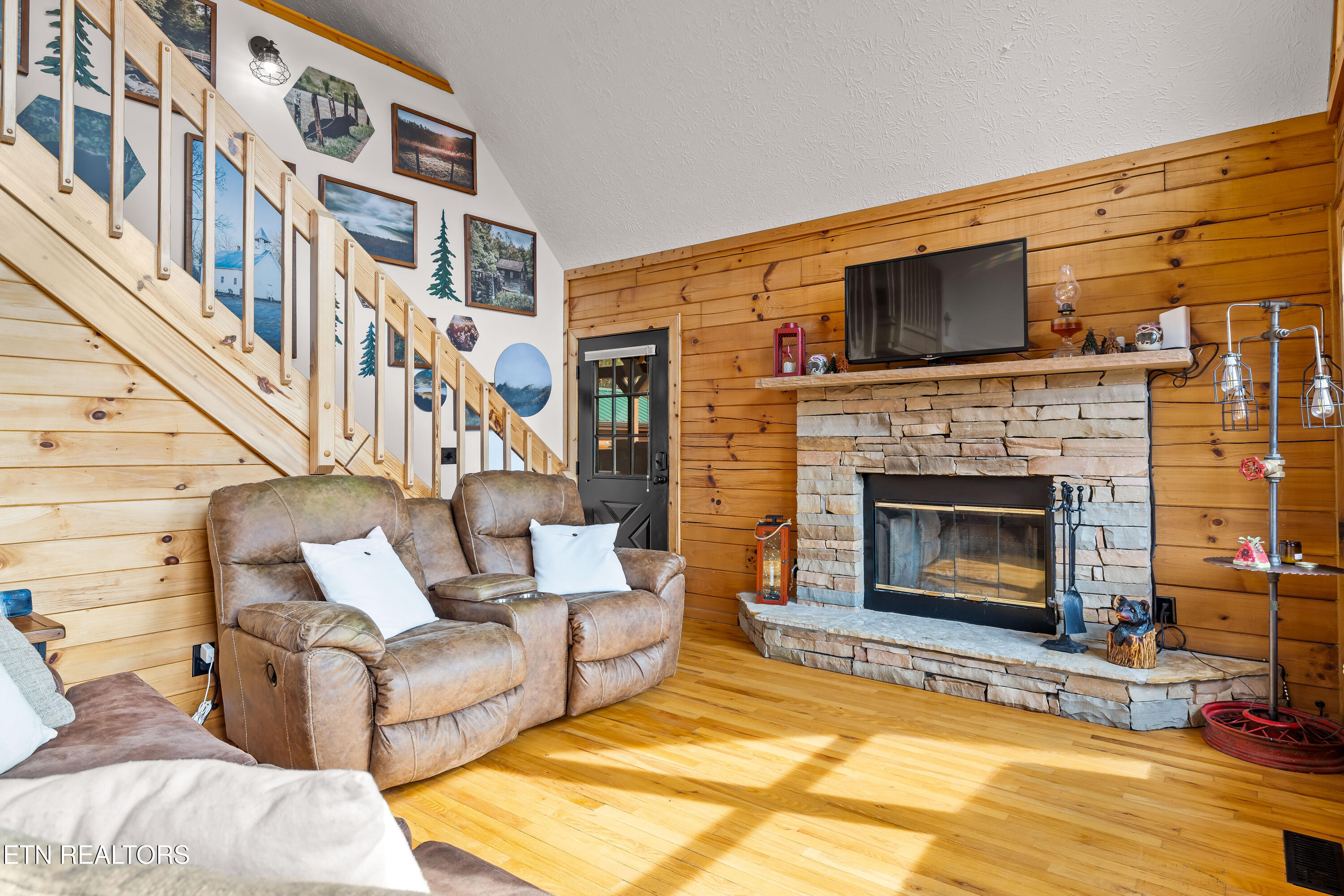 2610 Harvest Way Sevierville, TN 37862 - Photo 4 of 47 2610Harvestway-49