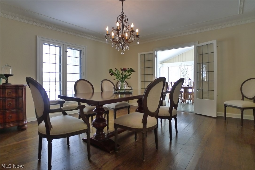 17468 Shelburne Road Cleveland, OH 44118 - Photo 11 of 35 Gallery Image 11