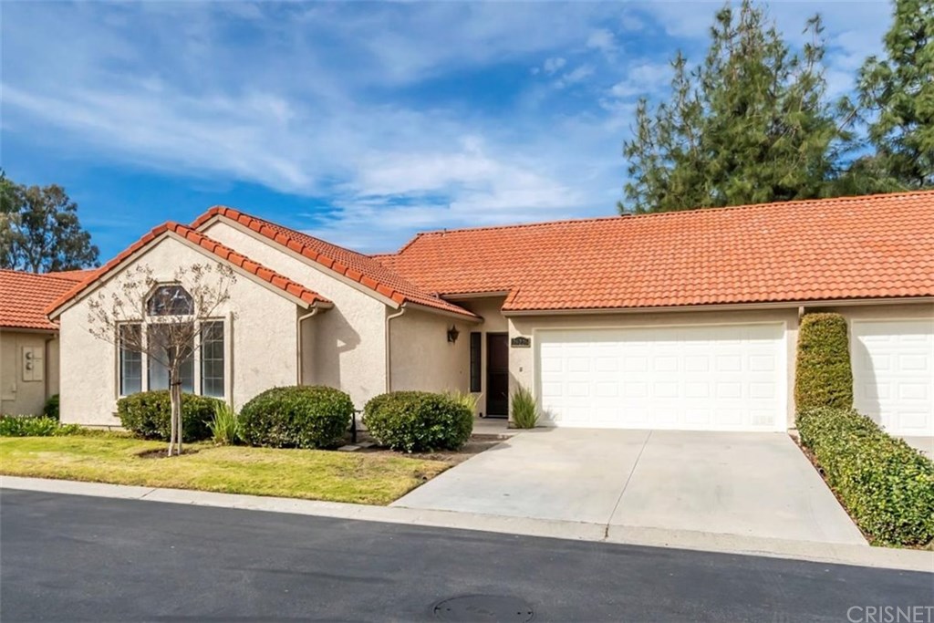 26226 Rainbow Glen Drive Newhall, CA 91321 - Photo 2 of 34