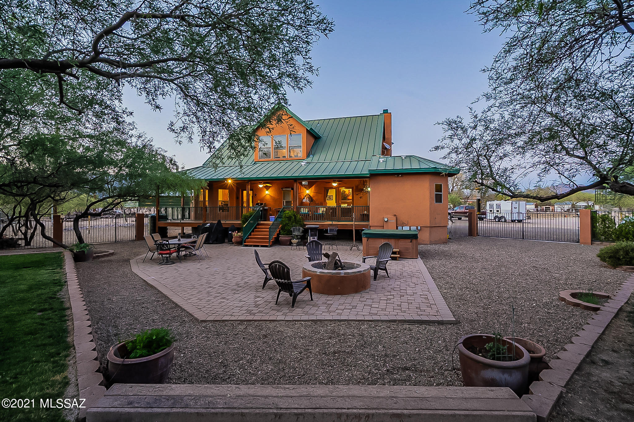 8644 East Tanque Verde Road Tucson, AZ 85749 - Photo 11 of 46