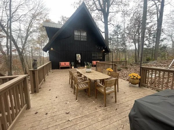 $649,900 | 2029 Holly Creek Road, Celina, TN 38551