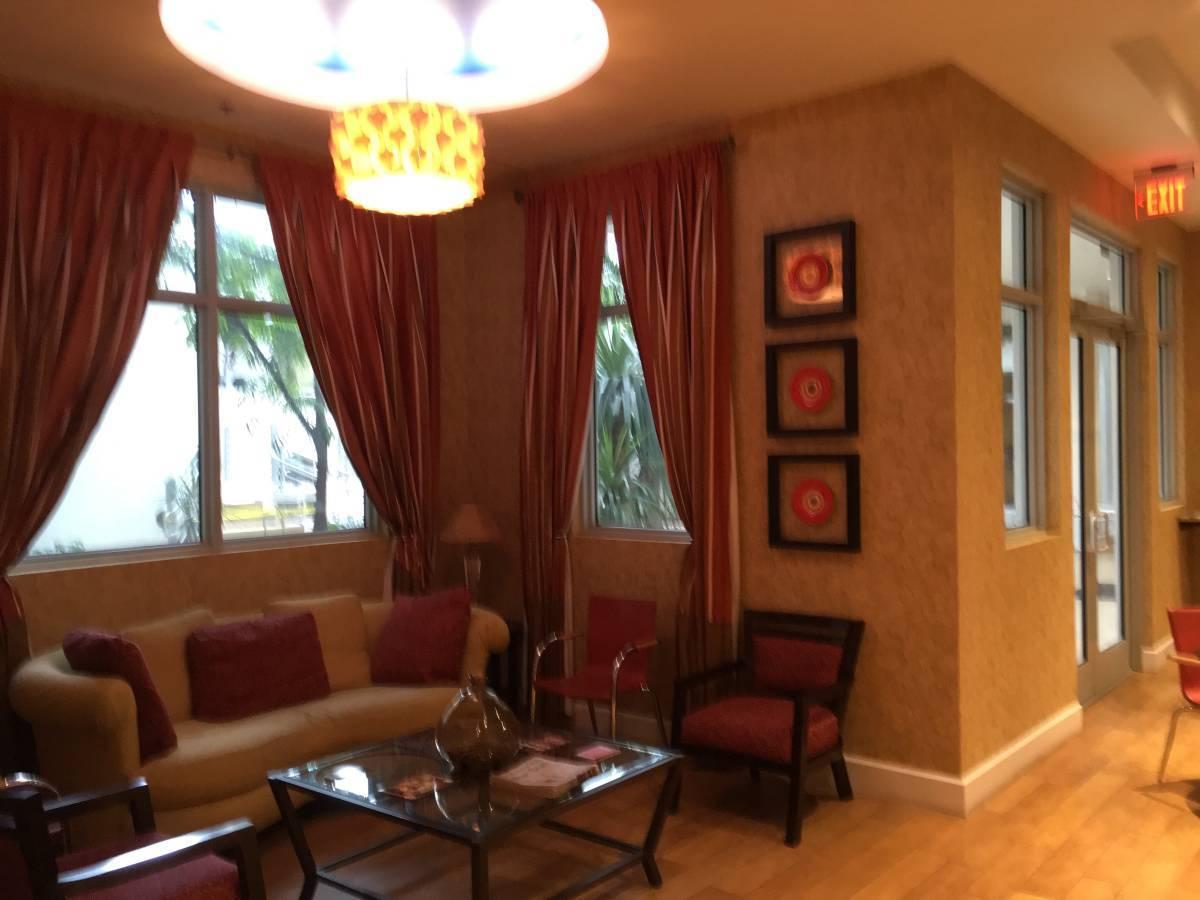 1830 Radius Drive, Unit 825 Hollywood, FL 33020 - Photo 15 of 25 Pic - Guest Lounge2