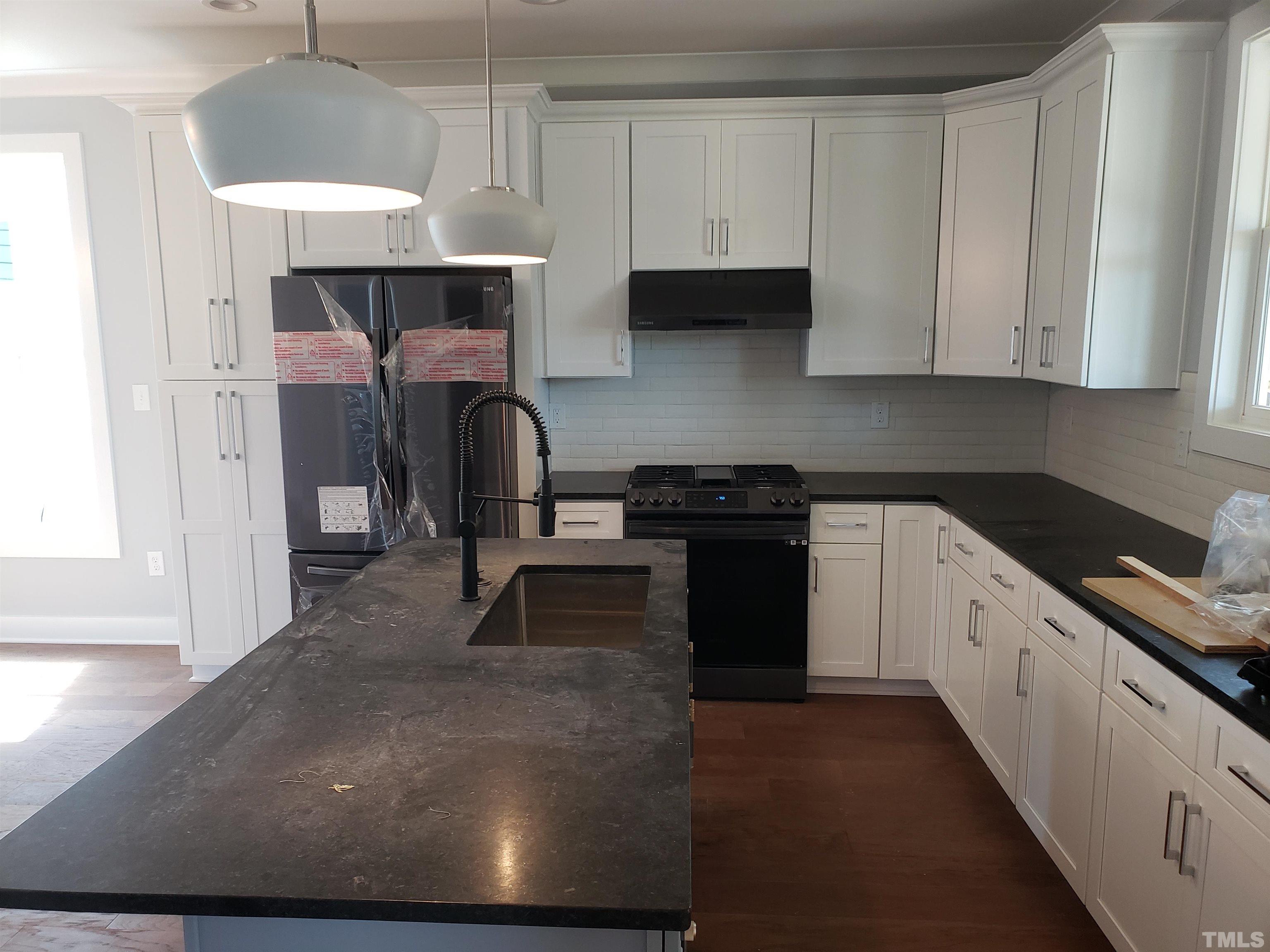 1515 Boyer Street Raleigh, NC 27610 - Photo 3 of 13