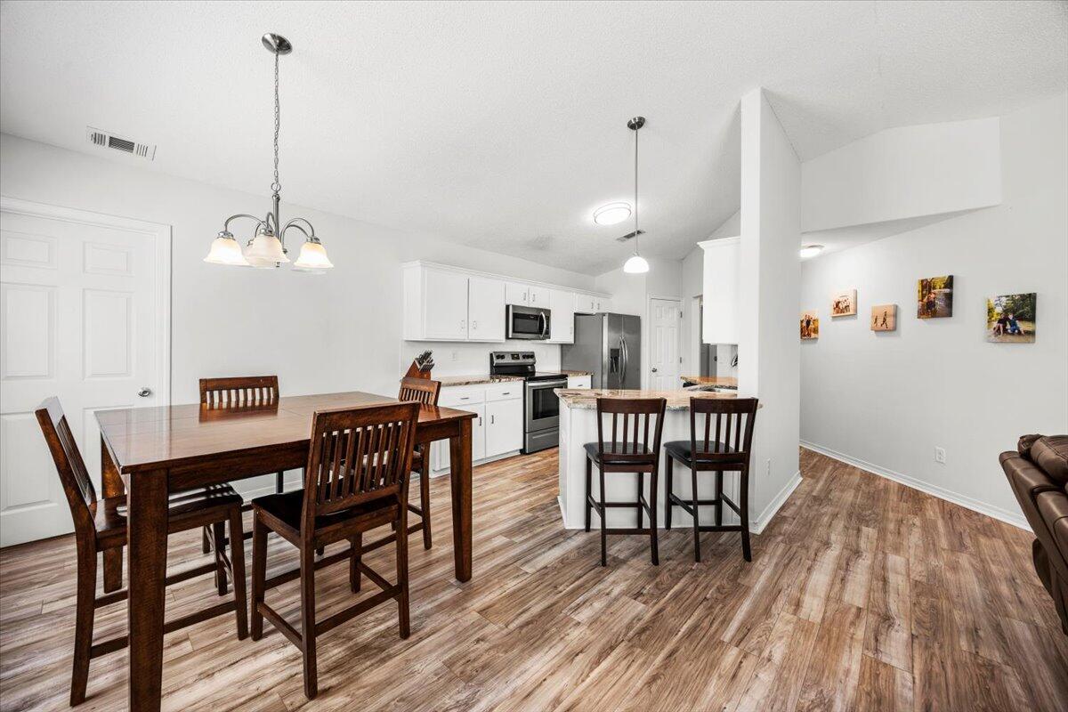 7319 Gordon Evans Road Navarre, FL 32566 - Photo 5 of 23 IMG_1100