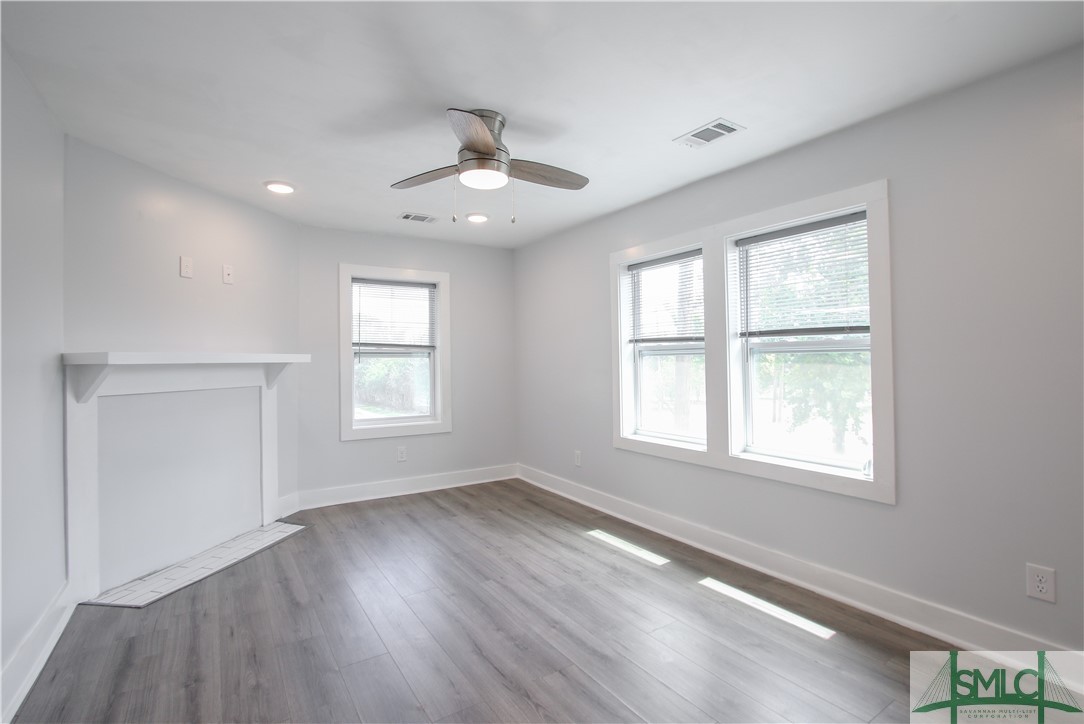 502 West 48th Street Savannah, GA 31405 - Photo 14 of 44 Unit B Upstairs