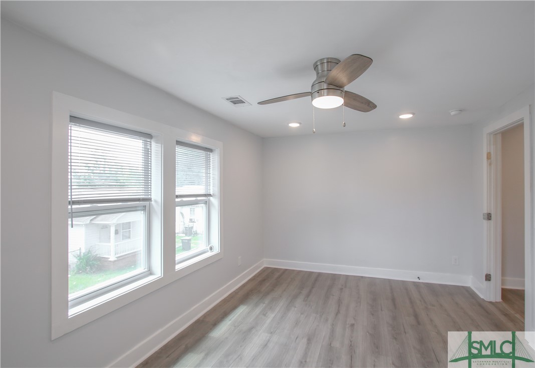 502 West 48th Street Savannah, GA 31405 - Photo 17 of 44 Unit B Upstairs