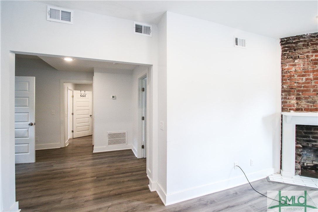 502 West 48th Street Savannah, GA 31405 - Photo 25 of 44 Unit A Downstairs
