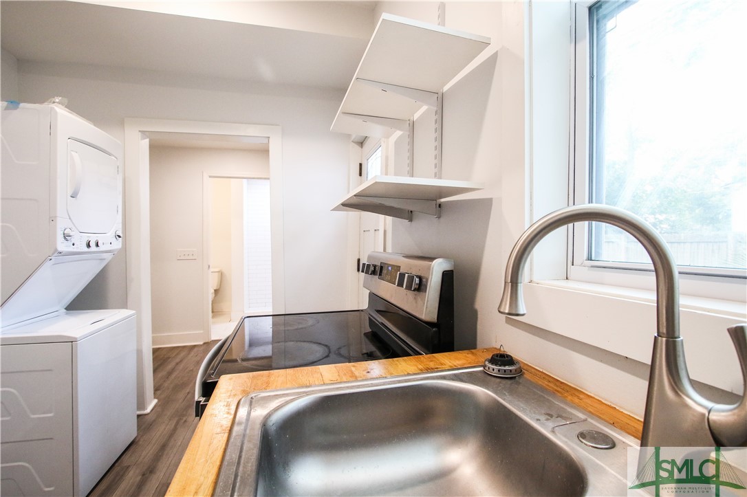 502 West 48th Street Savannah, GA 31405 - Photo 35 of 44 Unit A Downstairs