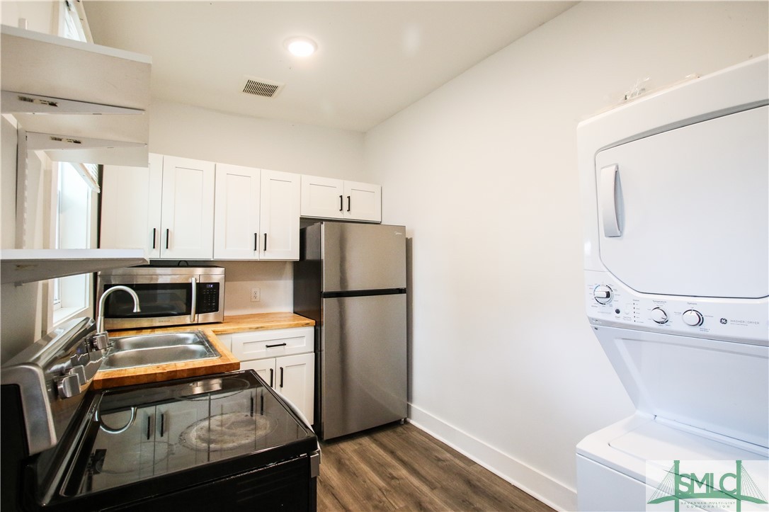 502 West 48th Street Savannah, GA 31405 - Photo 38 of 44 Unit A Downstairs