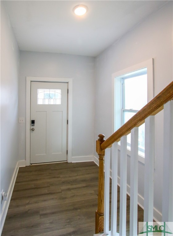 502 West 48th Street Savannah, GA 31405 - Photo 4 of 44 Unit B Upstairs