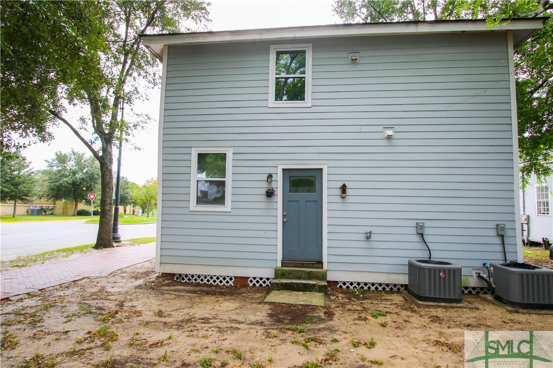502 West 48th Street Savannah, GA 31405 - Photo 43 of 44 Back of property