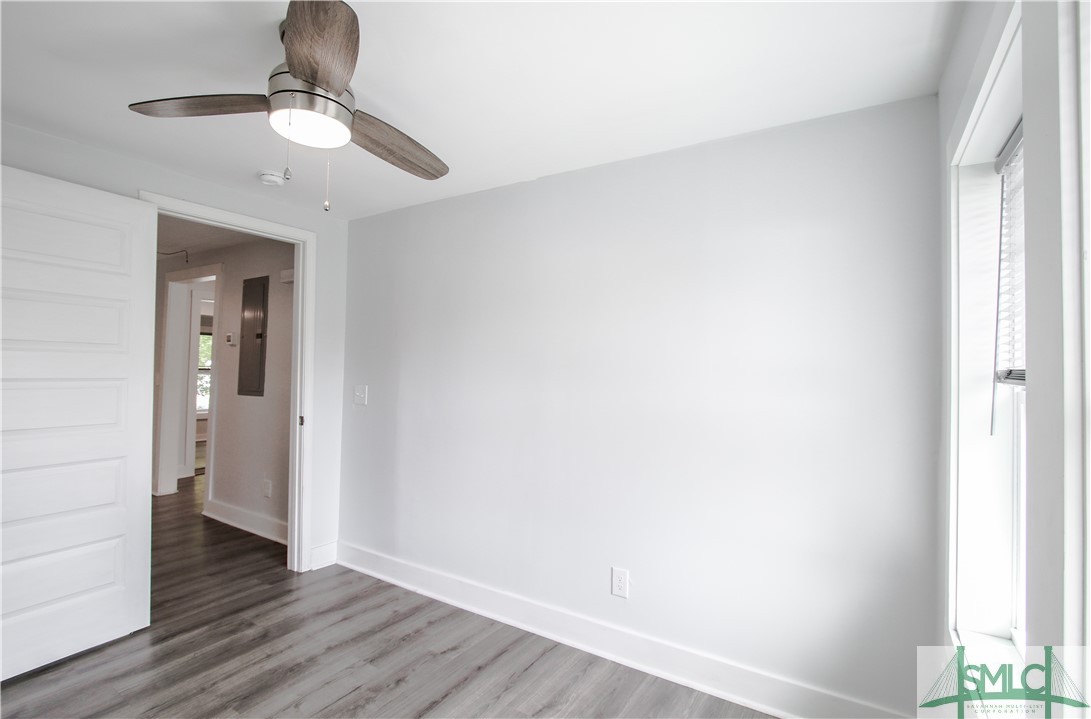 502 West 48th Street Savannah, GA 31405 - Photo 9 of 44 Unit B Upstairs