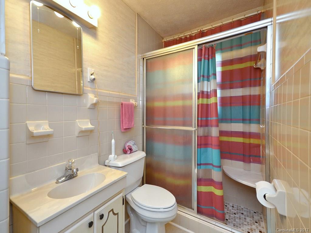 743 Justice Ridge Road Candler, NC 28715 - Photo 11 of 18 Gallery Image 11