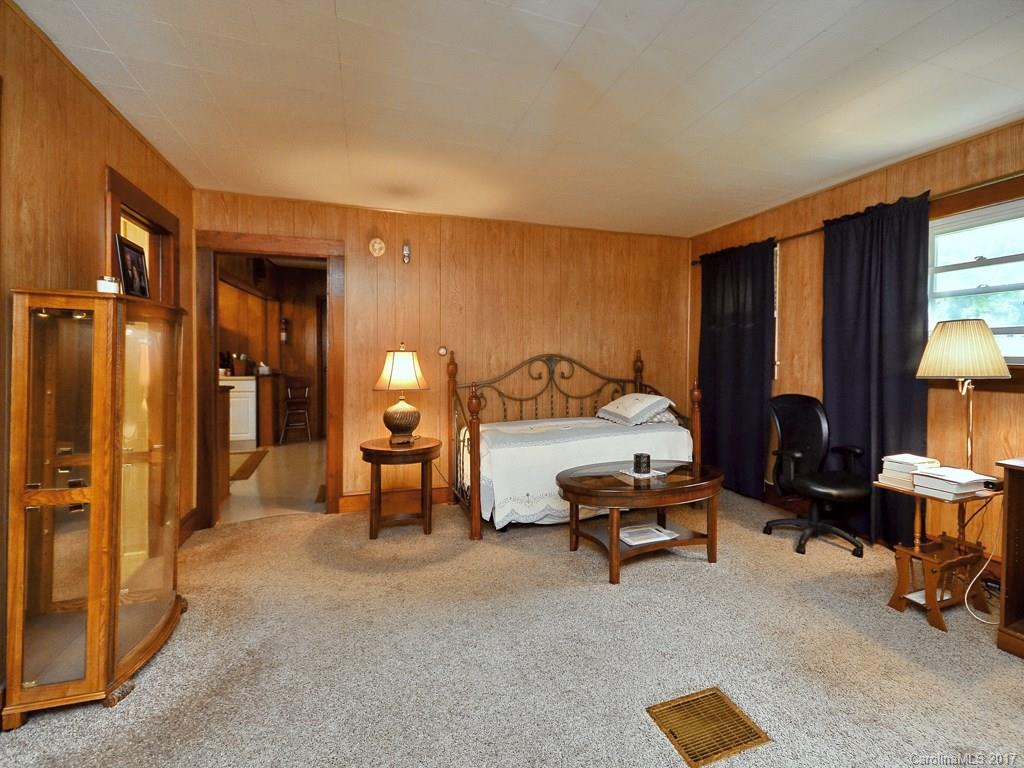 743 Justice Ridge Road Candler, NC 28715 - Photo 9 of 18 Gallery Image 9