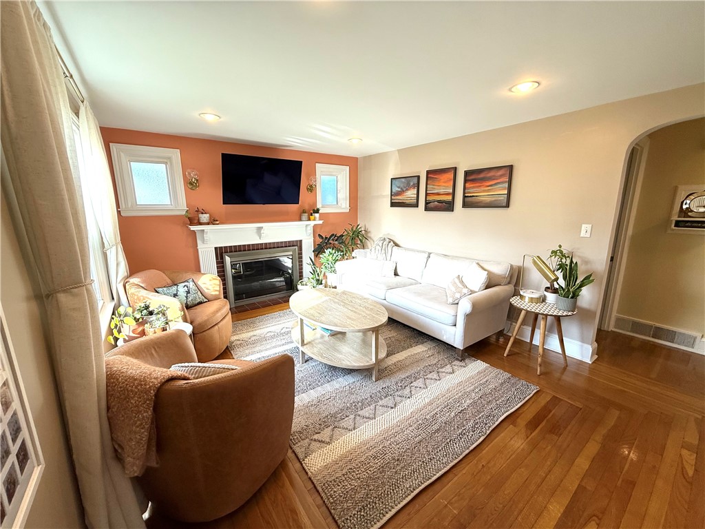 173 Maplecrest Drive Pawtucket, RI 02861 - Photo 12 of 26