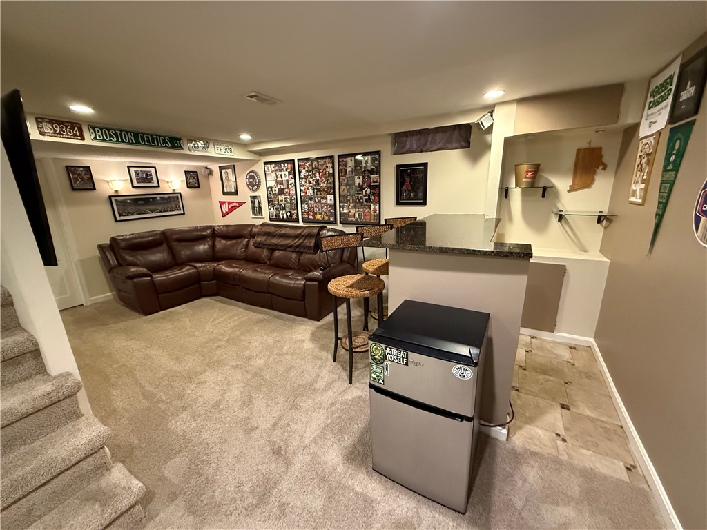 173 Maplecrest Drive Pawtucket, RI 02861 - Photo 25 of 26