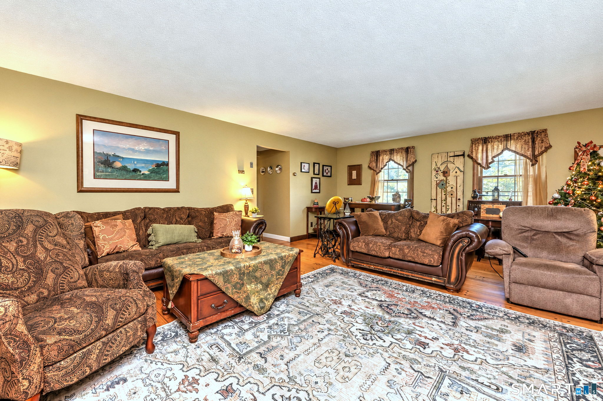 567 Orange Center Road Orange, CT 06477 - Photo 18 of 40 Gallery Image 18