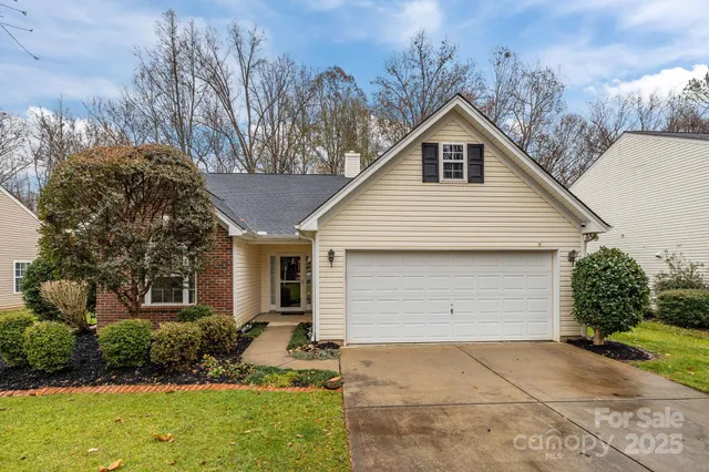 $385,000 | 1831 Lillywood Lane, Indian Land, SC 29707