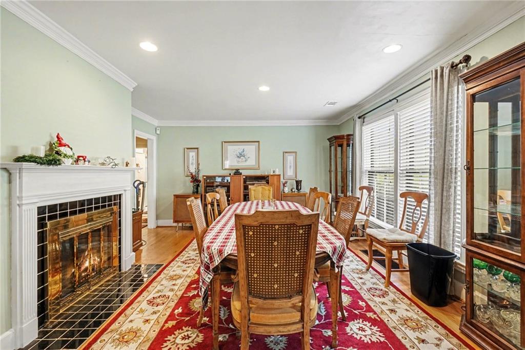 2088 East Roxboro Road Northeast Atlanta, GA 30324 - Photo 4 of 35